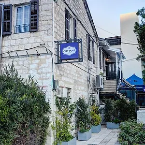  Hotel Port Israel