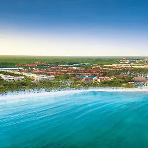 https://barcelo-maya-colonial.quintano-roohotels.com